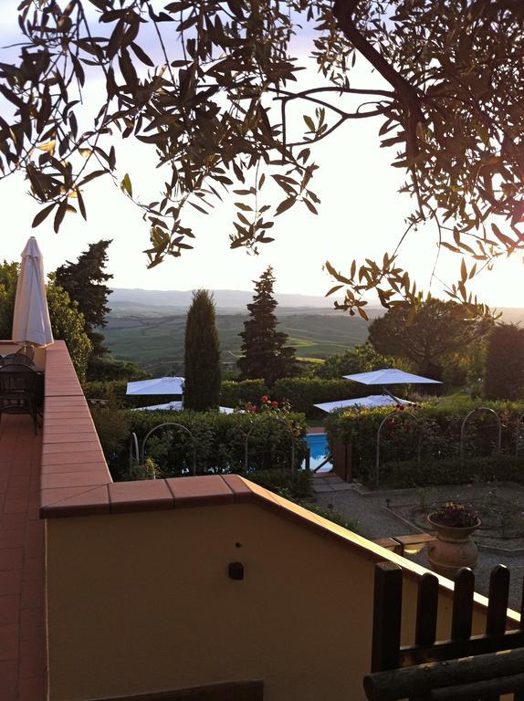 Podere Le Monache มอนตาโยเน ภายนอก รูปภาพ