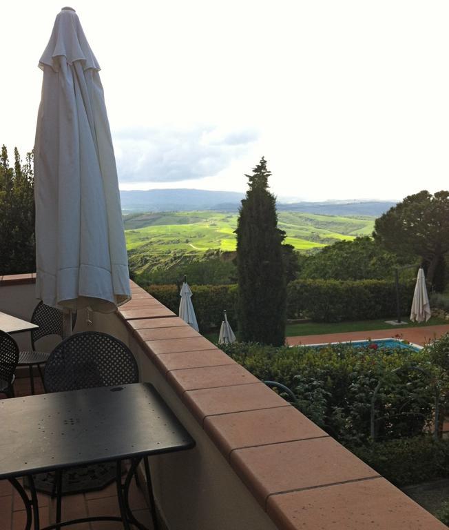 Podere Le Monache มอนตาโยเน ภายนอก รูปภาพ