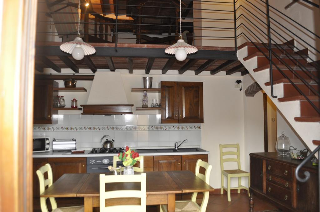 Podere Le Monache มอนตาโยเน ภายนอก รูปภาพ