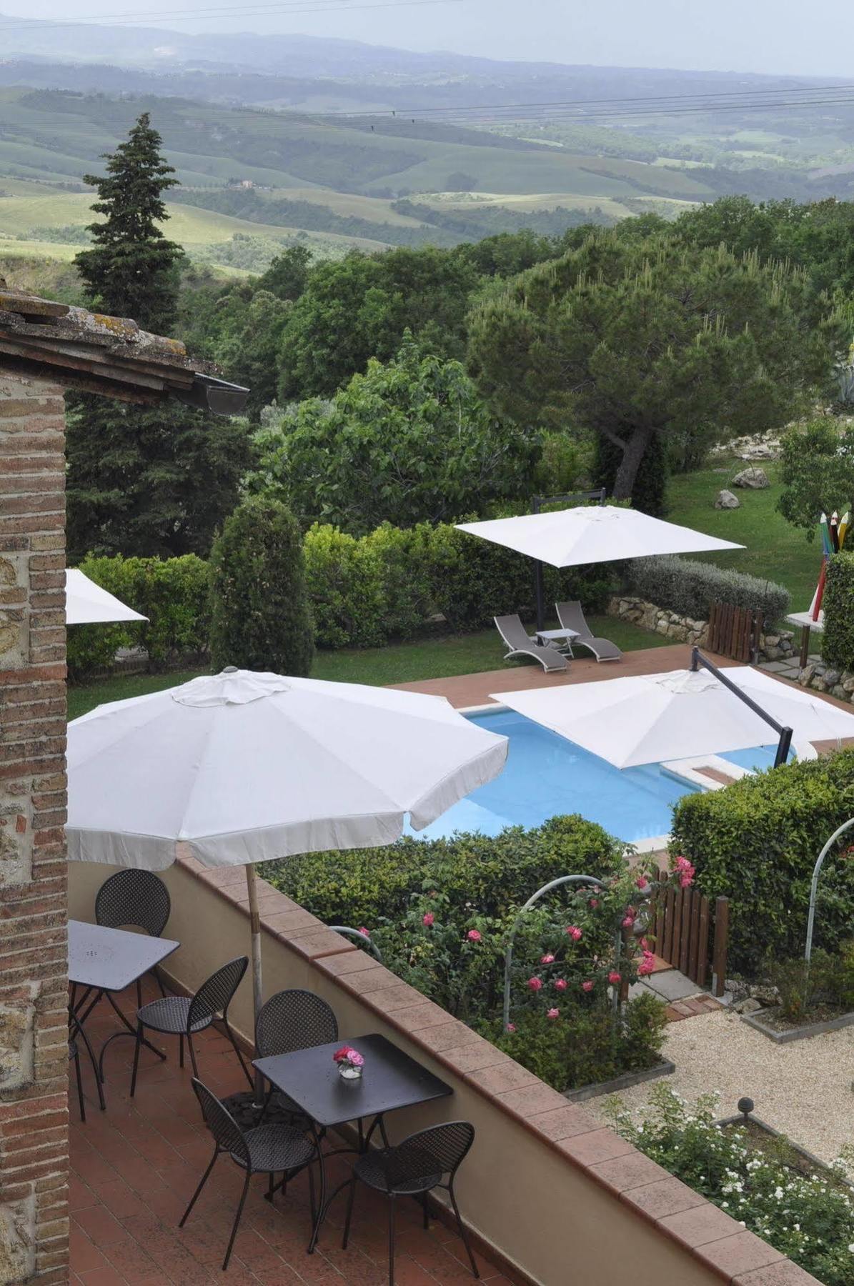 Podere Le Monache มอนตาโยเน ภายนอก รูปภาพ
