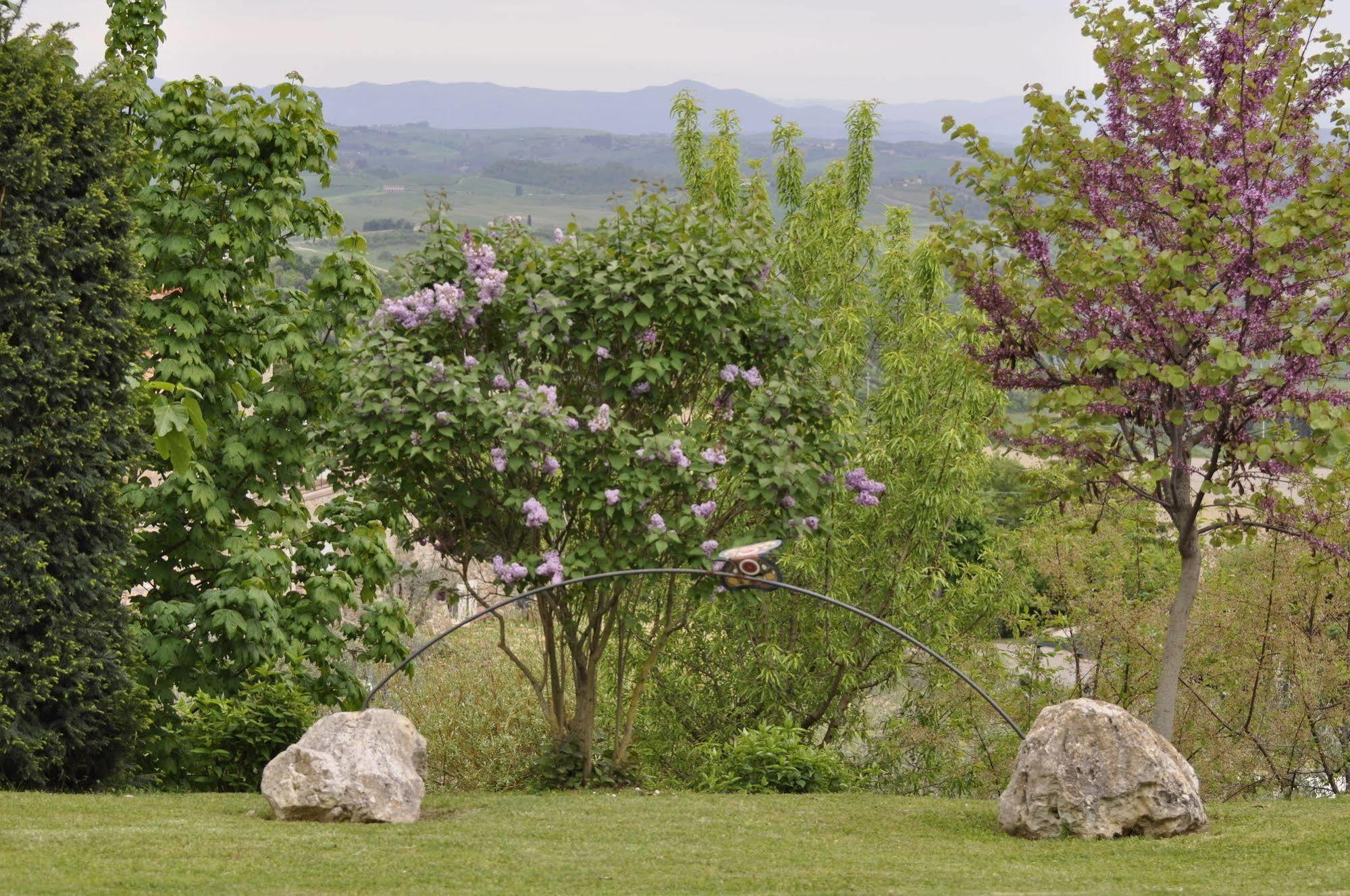 Podere Le Monache มอนตาโยเน ภายนอก รูปภาพ