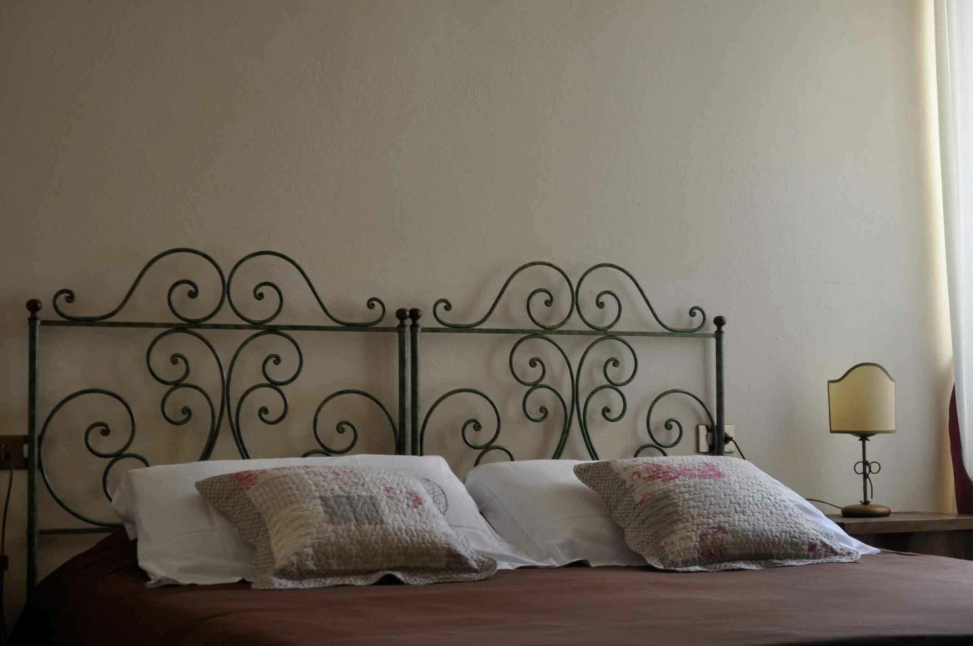 Podere Le Monache มอนตาโยเน ภายนอก รูปภาพ